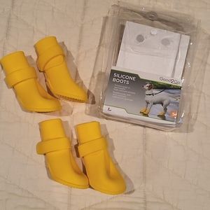 Silicone boots for small dogs.
